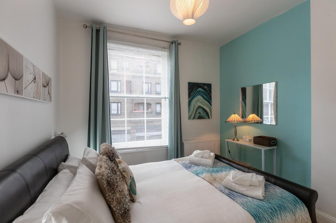 The Wanderlust - 1 Bedroom Apartment L Sleeps 4 With Sofa Bed L Prime Location Plus Free Wifi L Perfect For Business & Leisure Travelers L 15Percent Off Weekly & 20Percent Off Monthly Stays! Лондон Экстерьер фото