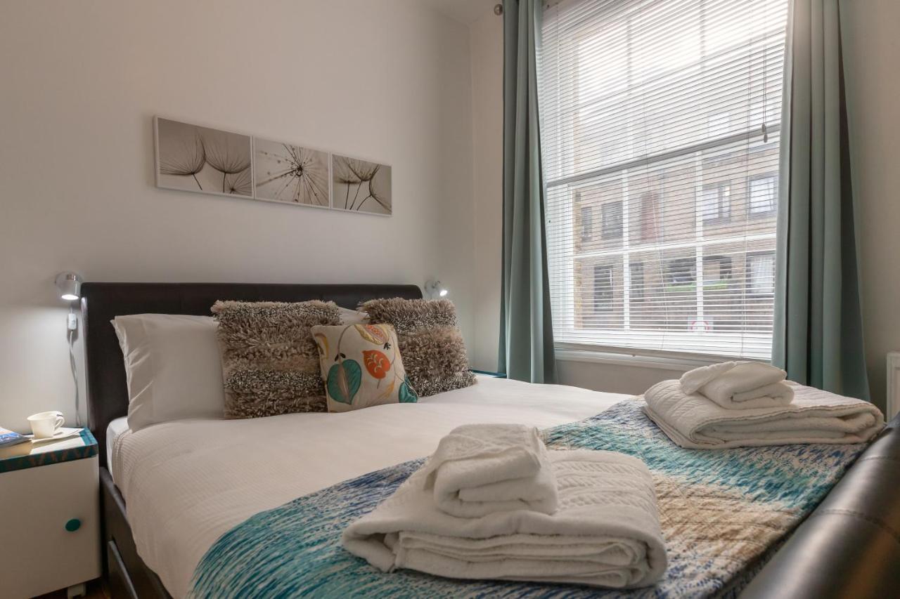 The Wanderlust - 1 Bedroom Apartment L Sleeps 4 With Sofa Bed L Prime Location Plus Free Wifi L Perfect For Business & Leisure Travelers L 15Percent Off Weekly & 20Percent Off Monthly Stays! Лондон Экстерьер фото