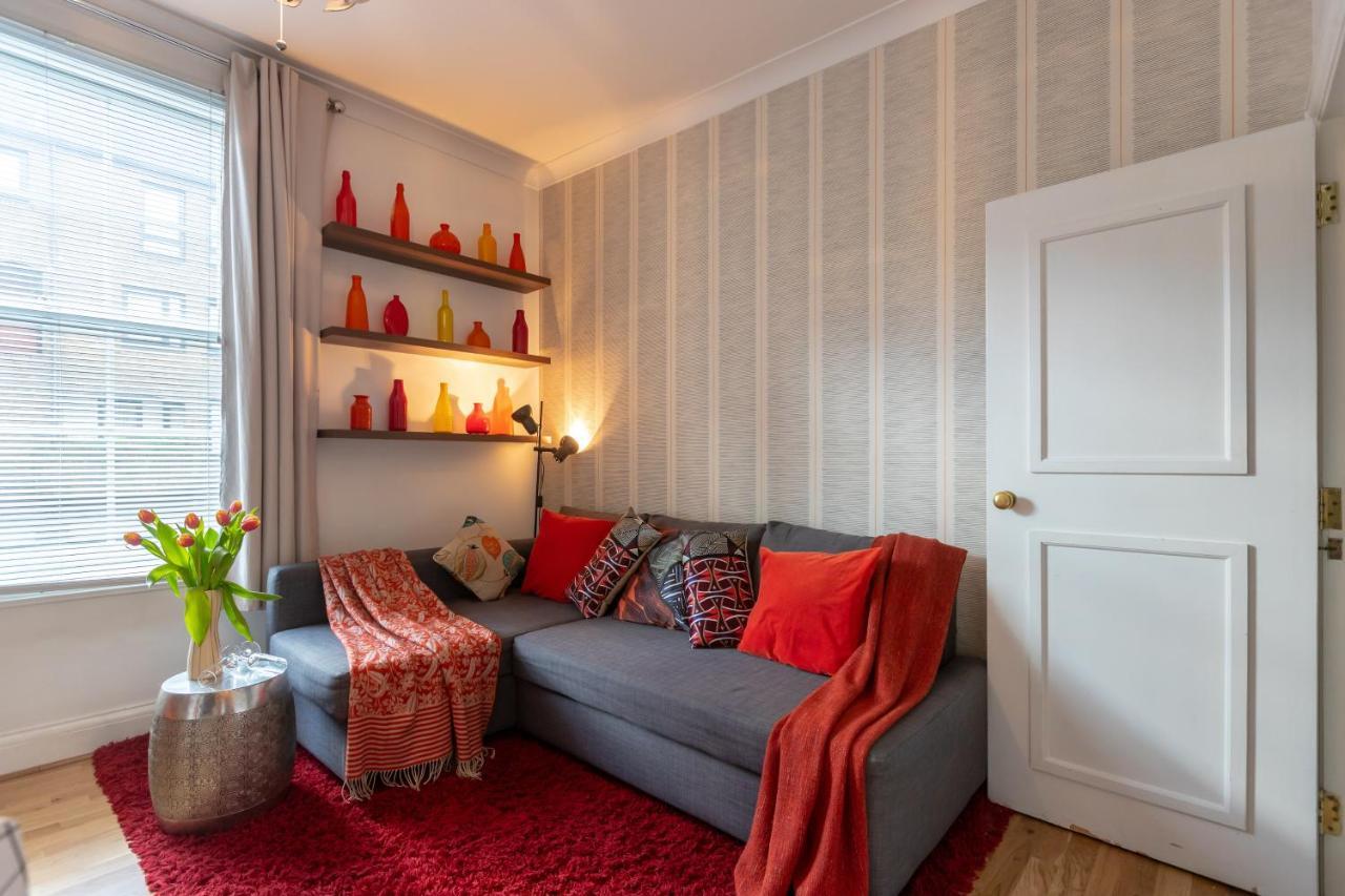 The Wanderlust - 1 Bedroom Apartment L Sleeps 4 With Sofa Bed L Prime Location Plus Free Wifi L Perfect For Business & Leisure Travelers L 15Percent Off Weekly & 20Percent Off Monthly Stays! Лондон Экстерьер фото